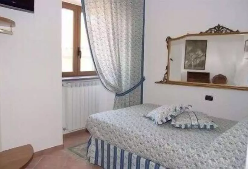 اتاق استاندارد با چشم‌انداز کوهستان, Villa Donna Fausta