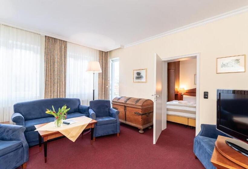 Family flat with balcony, Aparthotel Seeschlösschen