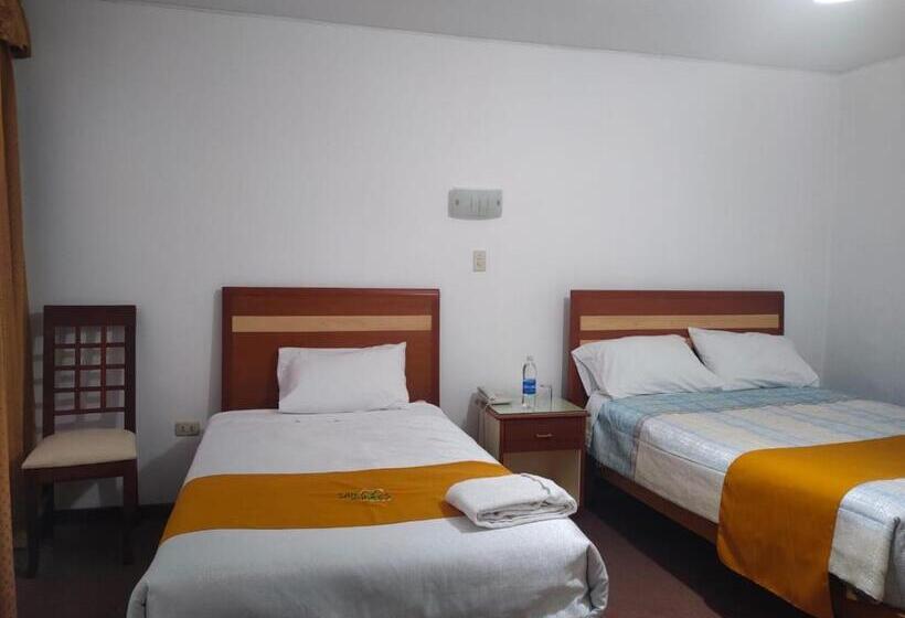 غرفة عائلية, San Andres