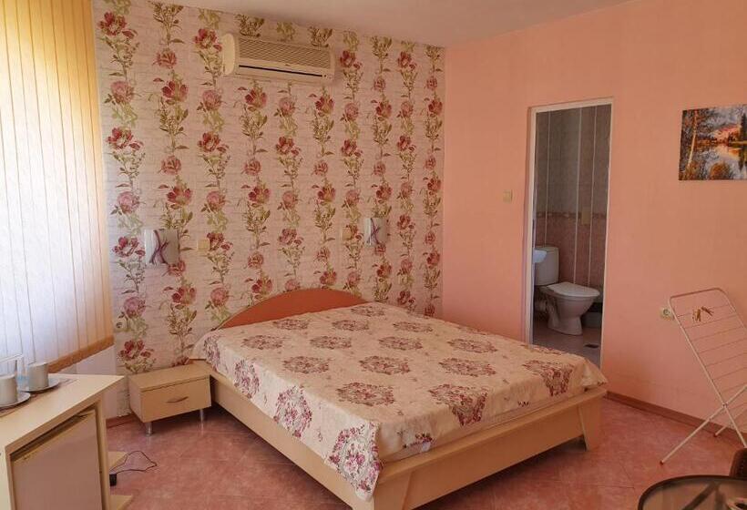 バルコニー付きスタンダードルーム, Venis