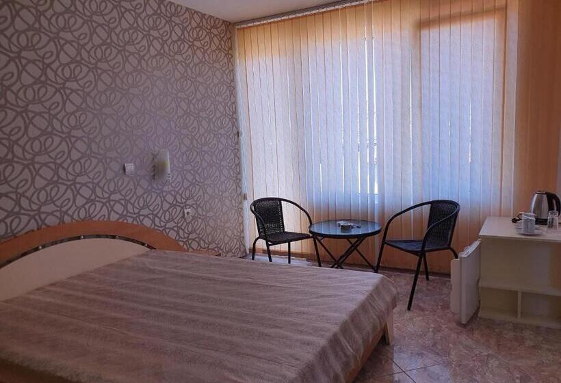 バルコニー付きスタンダードルーム, Venis