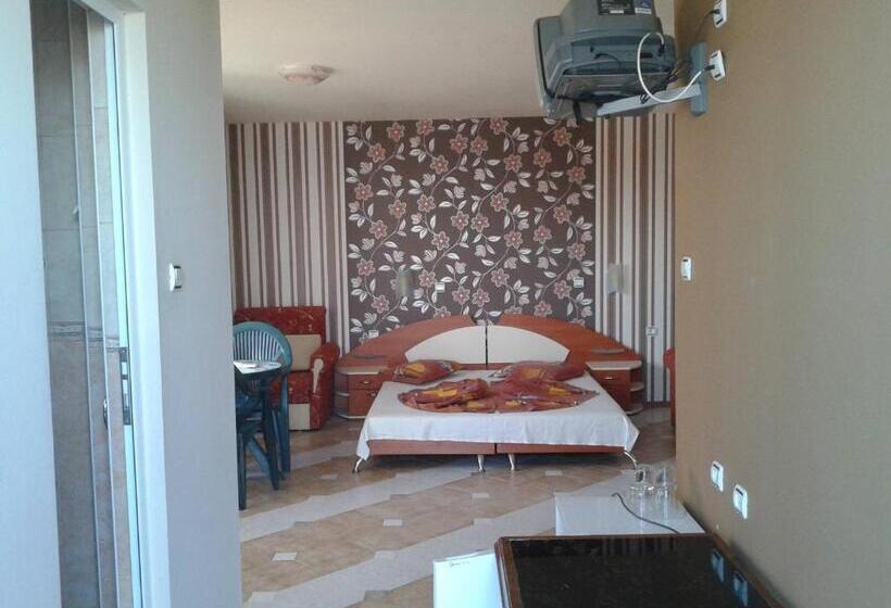 デラックススタジオ, Venis