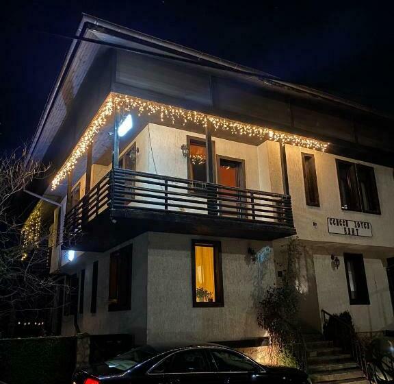 Номер Стандарт Трехместный, Guest House Elit