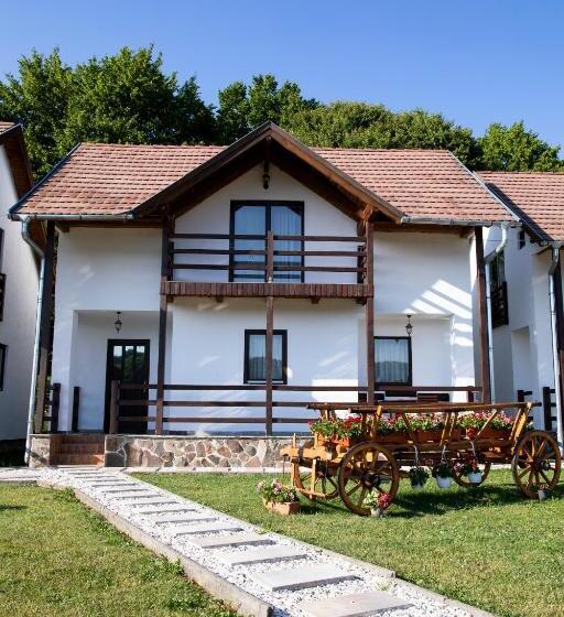 Апартаменты 2 Спальни, Pallos Apartments