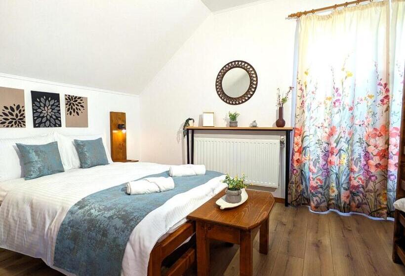 آپارتمان 1 خوابه با چشم‌انداز استخر, Pallos Apartments