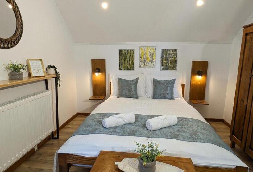 Апартаменты 2 Спальни, Pallos Apartments