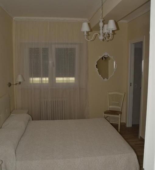 Habitació Estàndard, L’operà