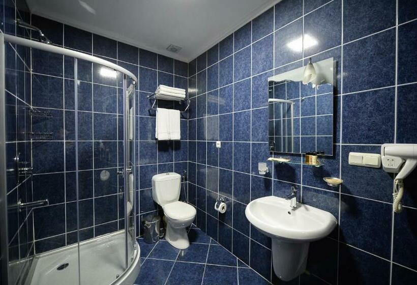 デラックスルーム, Aura Boutique