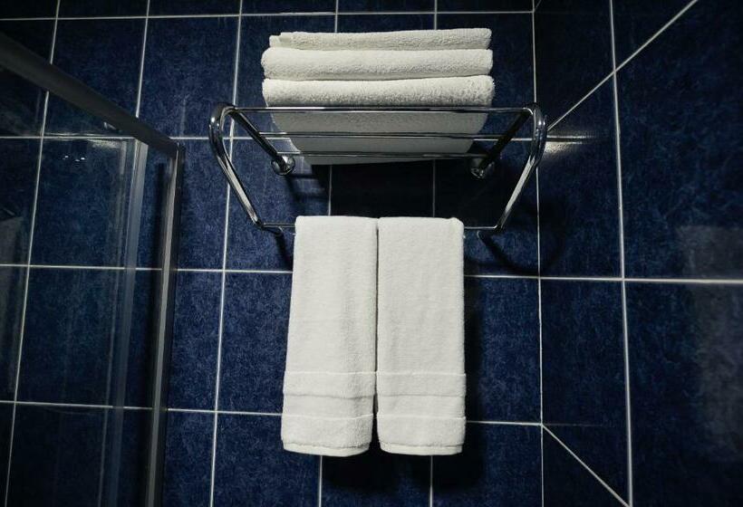 デラックスルーム, Aura Boutique