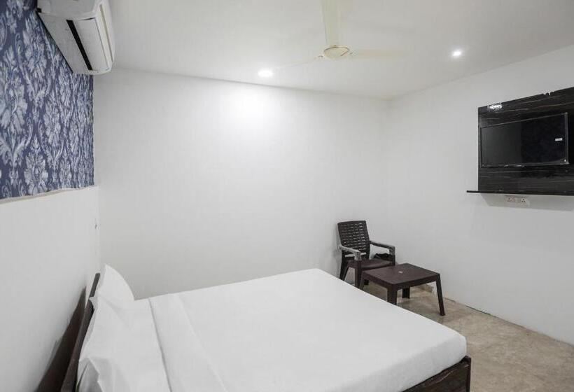 トリプルクラシックルーム, Oyo 87017  The Mars