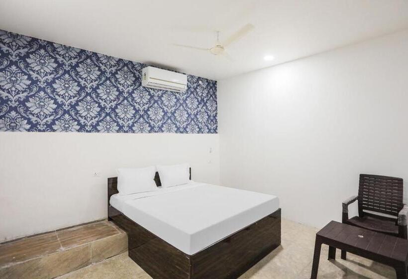 トリプルクラシックルーム, Oyo 87017  The Mars