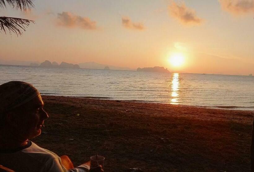 オーシャンビューのスタンダードバンガロー, Koh Yao Noi Beach Resort
