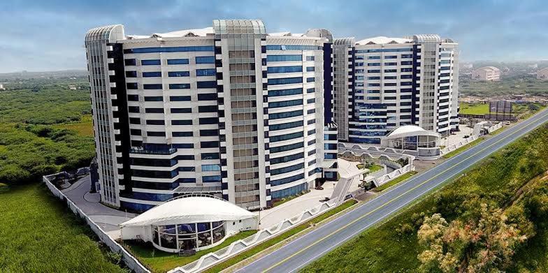 带1个卧室带泳池的公寓, 7 Star Weekend Studio At Rajhans Belliza By Global Hospitality