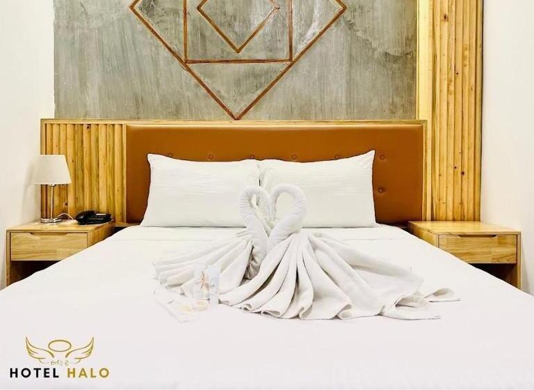 استودیوی استاندارد, Halo