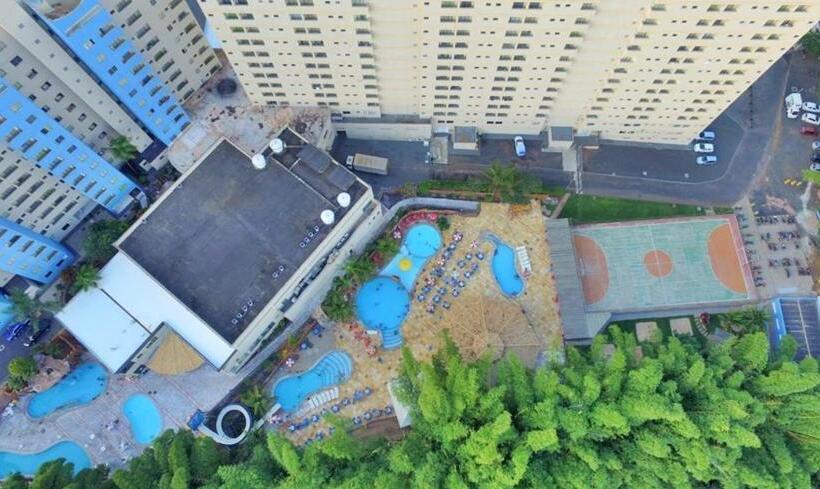 Svit, Apto Golden Dolphin