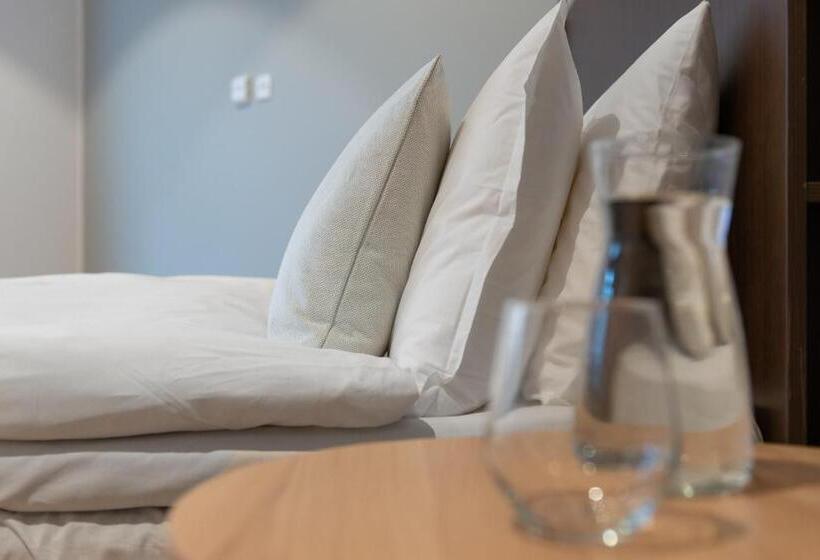 キングサイドベッドのスタンダードワンルーム, Stockholm Hotel Apartments Arlanda Xpo