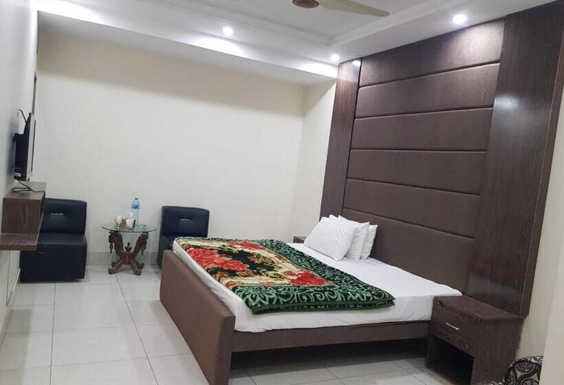 3 Bett Deluxe Zimmer, Executive One