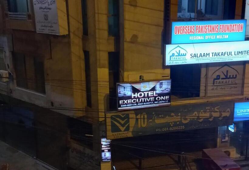 3 Bett Deluxe Zimmer, Executive One