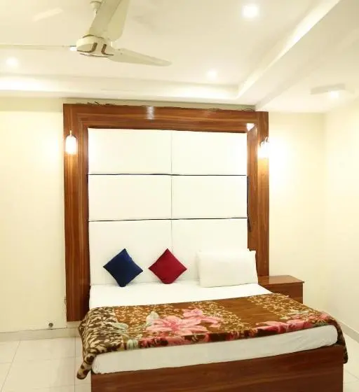 Habitación Triple Deluxe, Executive One
