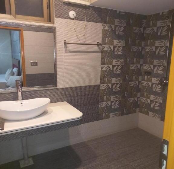 3 Bett Deluxe Zimmer, Executive One