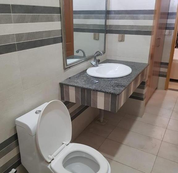 Deluxe Zimmer, Executive One