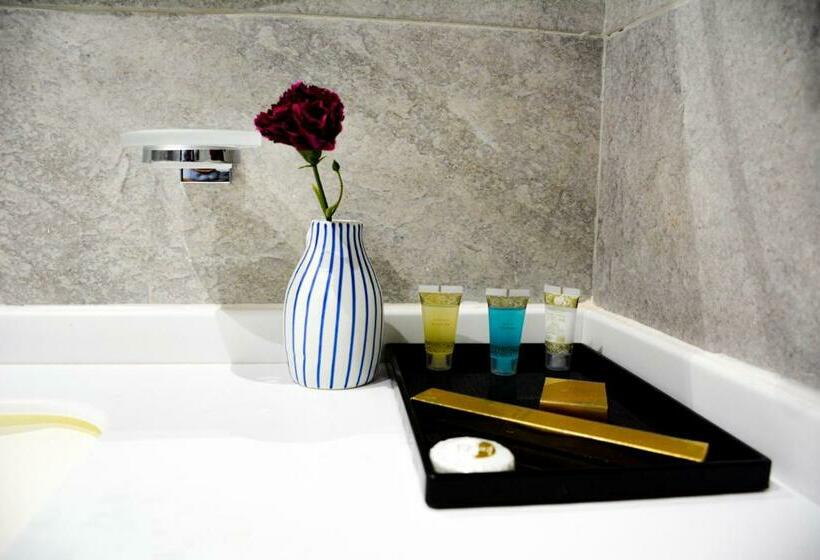 キングサイズベッドのデラックスルーム, Park Town