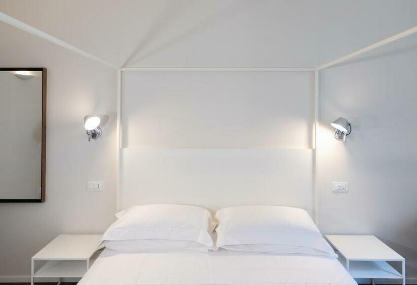 חדר סופריור, Flaminia354 B&b