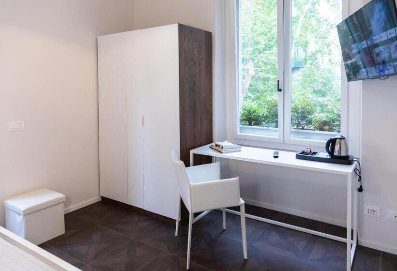 اتاق استاندارد, Flaminia354   B&b