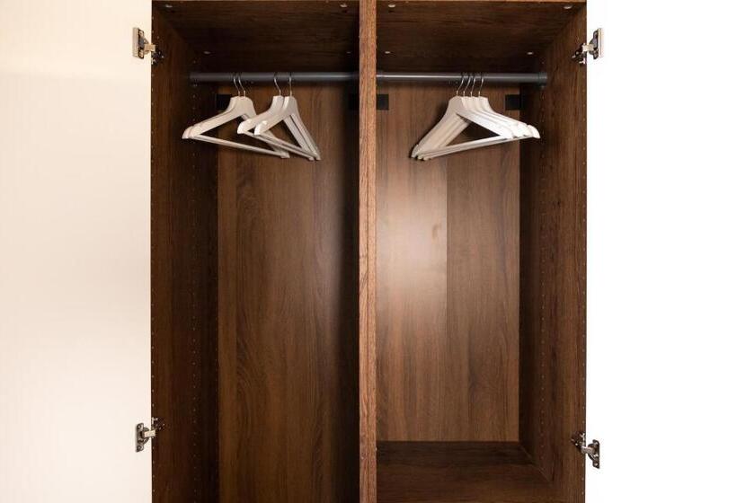 اتاق استاندارد, Flaminia354   B&b