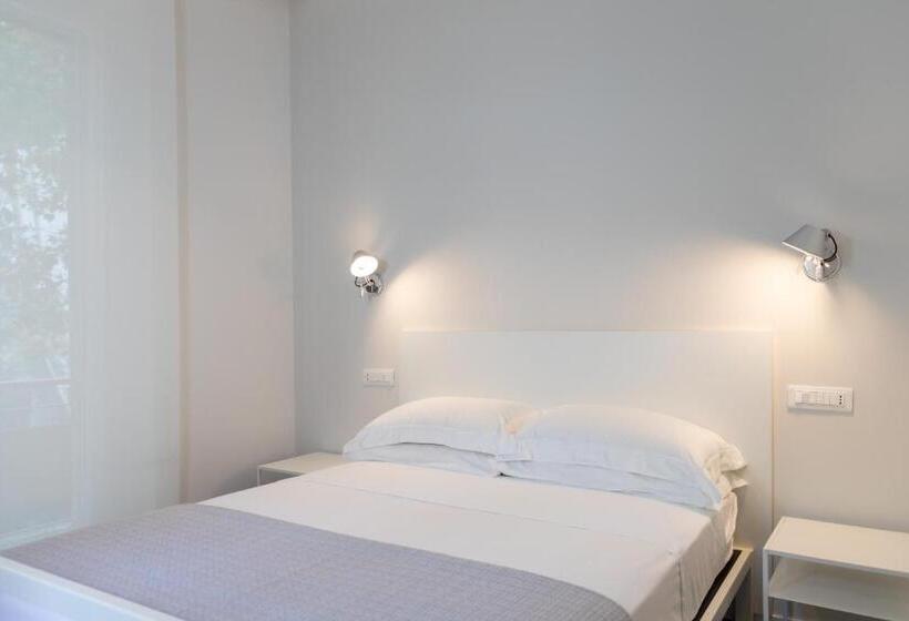 חדר סטנדרט עם מרפסת, Flaminia354 B&b