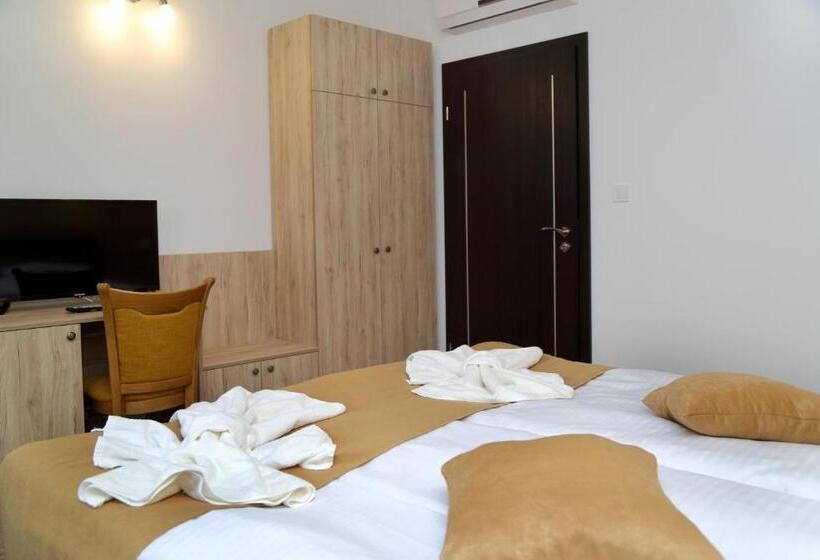 آپارتمان لوکس 1 خوابه, Guest House Saint Petka