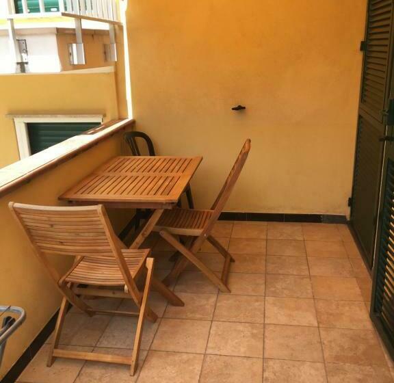 اتاق استاندارد با تخت بزرگ, B&b Maddalena