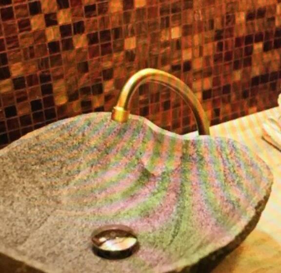 带大床的标准间, B&b Maddalena