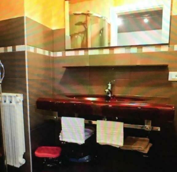 带大床的豪华间, B&b Maddalena