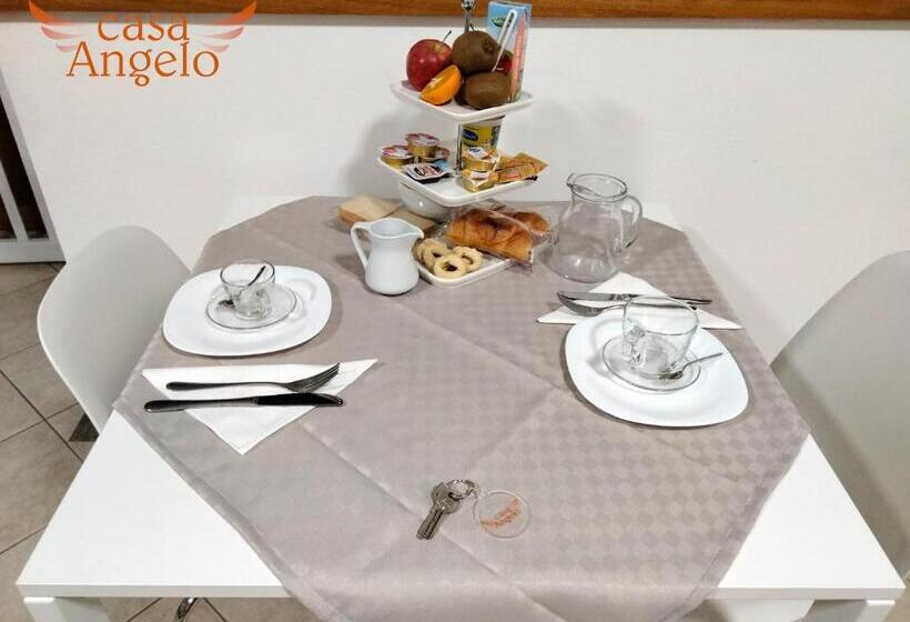 غرفة عائلية مطلّة علي البحر, Casa Angelo B&b