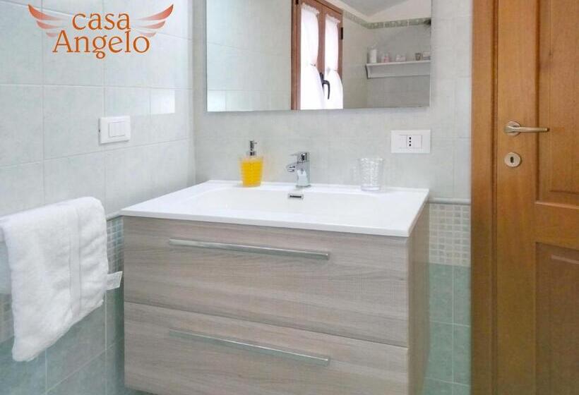 غرفة عائلية مطلّة علي البحر, Casa Angelo B&b