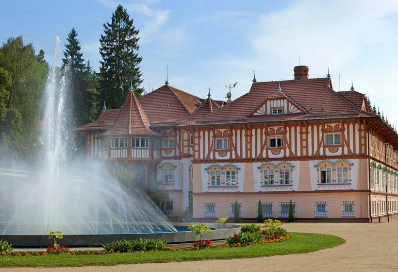 标准单人间, Jurkovičův Dům