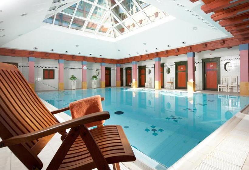 高级单人间, Jurkovičův Dům