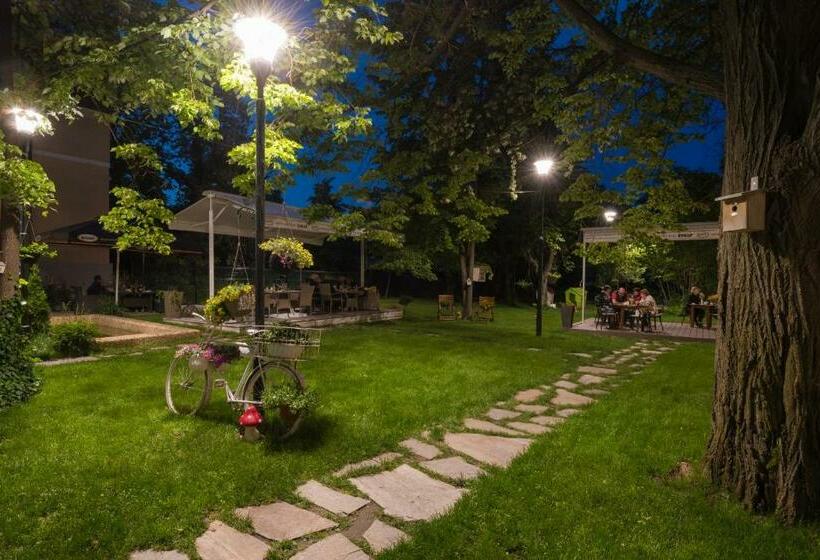 침실 2개 아파트, вила петрович