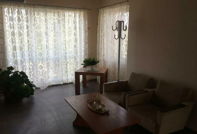 침실 2개 아파트, вила петрович