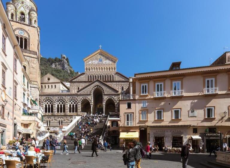 标准间, Dimore De Luca