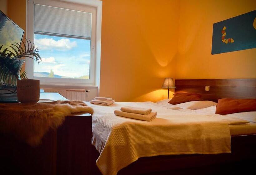 חדר סופריור, Sluníčko