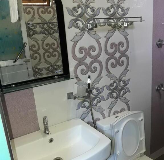 三人经典房间, Surf Reef Beach