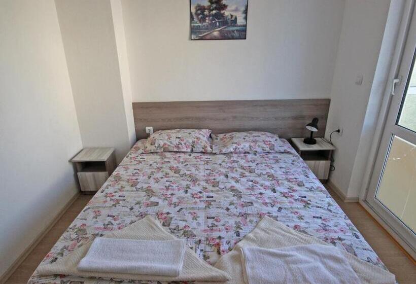 Comfort room with balcony, Villa Maris