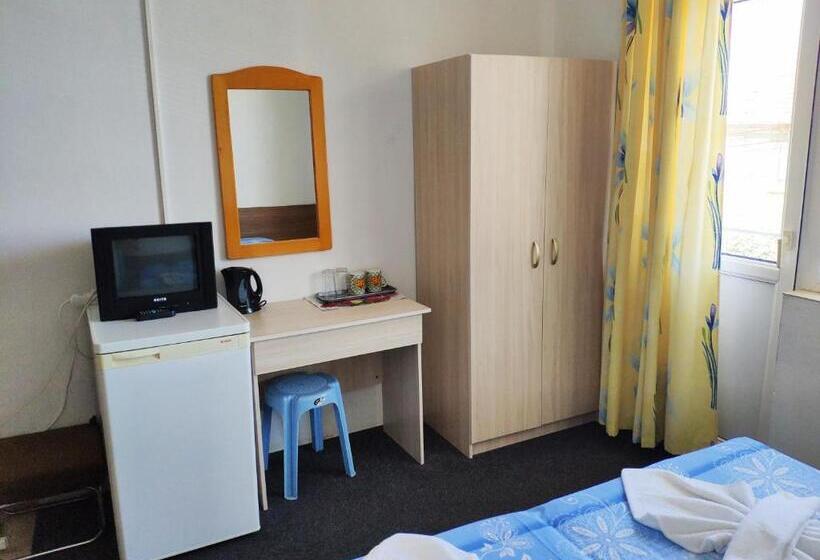 חדר סטנדרט עם מרפסת, Villa Maris