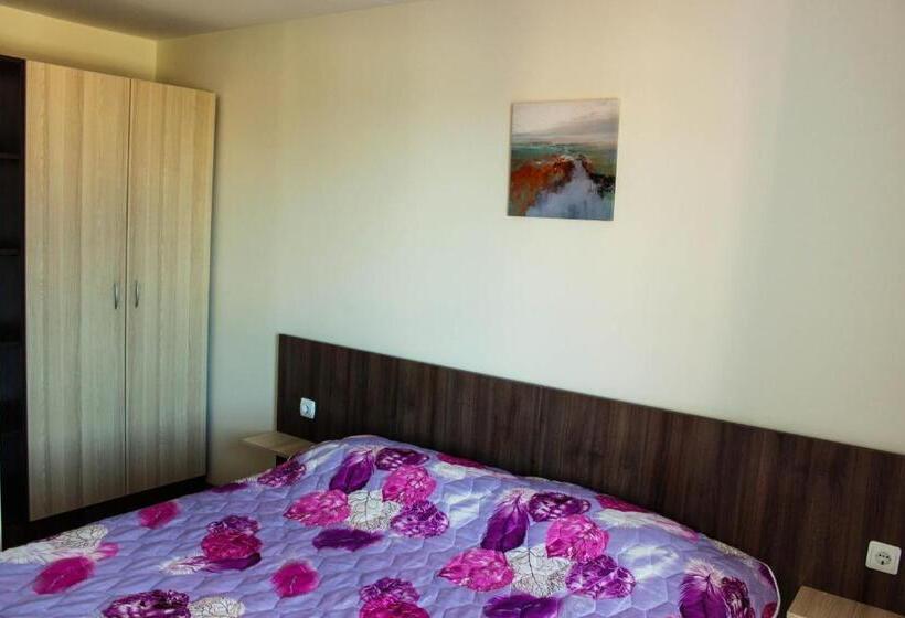 דירת חדר עם טרסה, Villa Maris