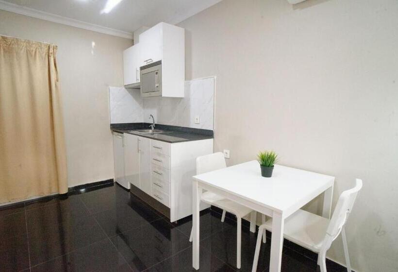 إستوديو قياسى مزودة بتراس, Villa Costa Marbella