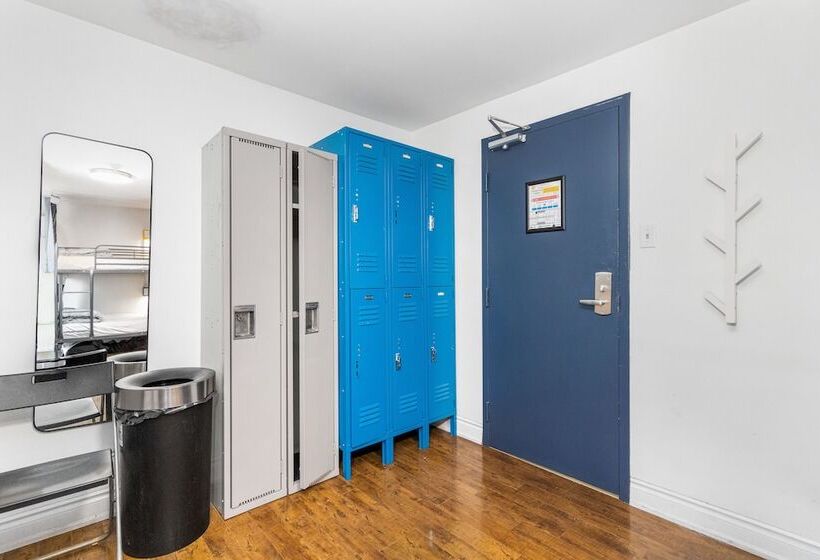 Кровать в Общей Комнате, Samesun Toronto