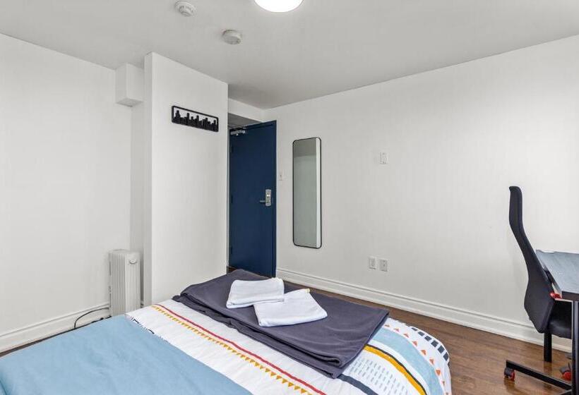 חדר סטנדרט עם מרפסת, Samesun Toronto