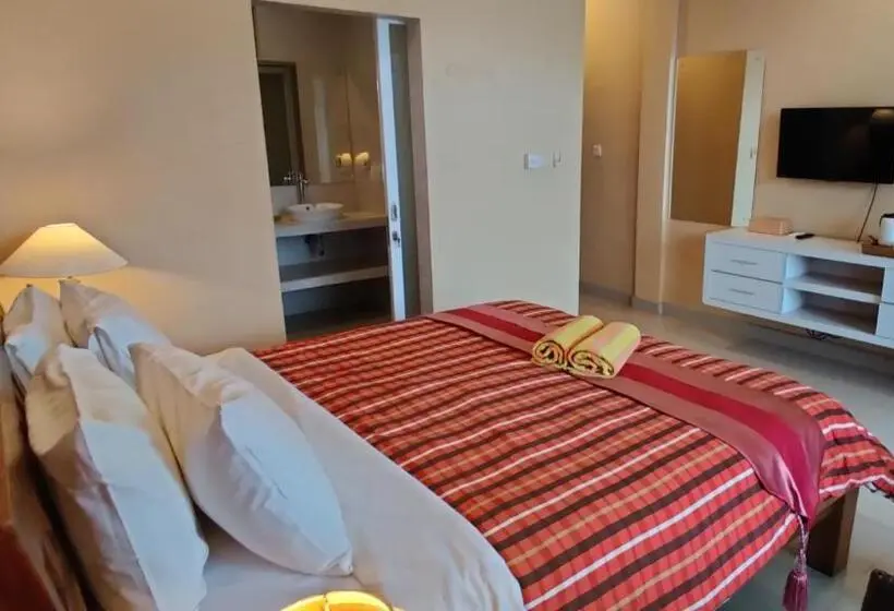 اتاق لوکس با بالکن, Su S Cottages Legian